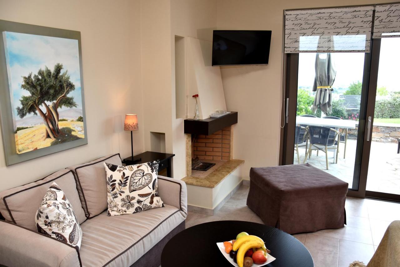 Ελιάδες - Eliades Apartments Каристос Экстерьер фото