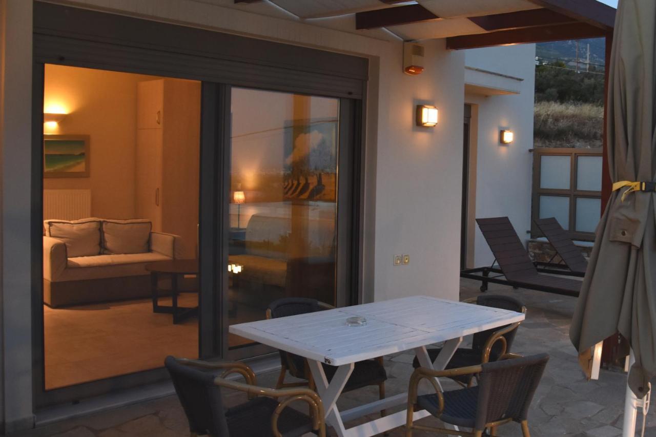 Ελιάδες - Eliades Apartments Каристос Экстерьер фото